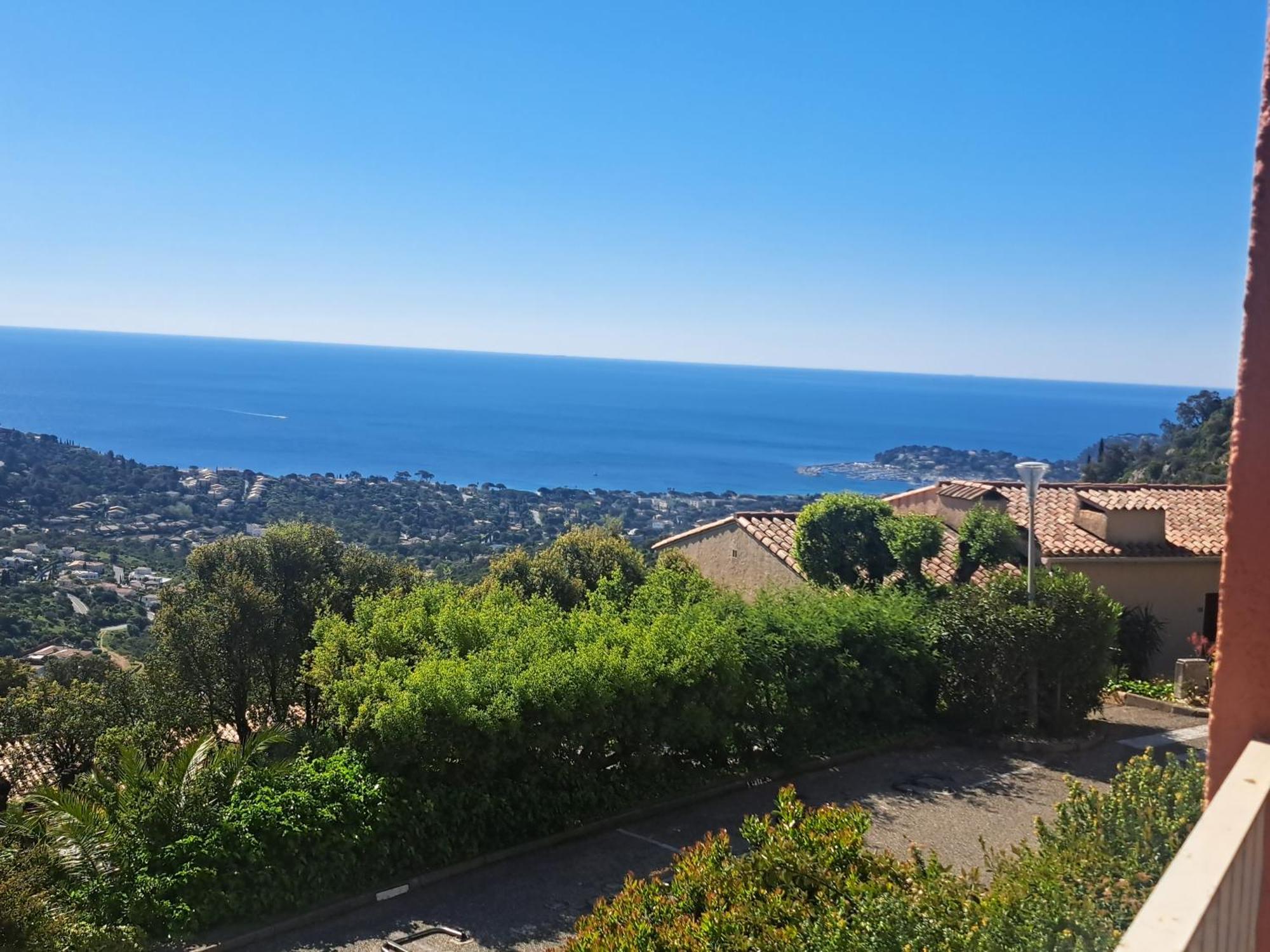 Location Vacance Vue Mer 4 A 6 Personnes Cavalaire-sur-Mer Exterior foto